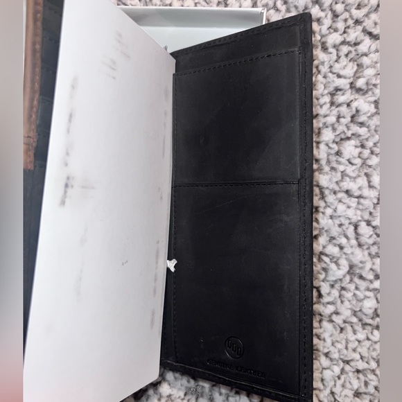 Wallet - Picture 8 of 8